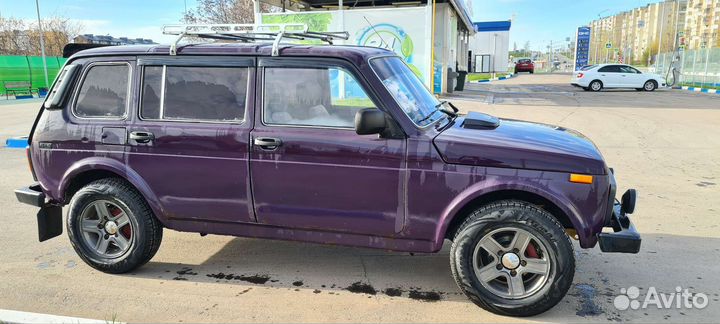 LADA 4x4 (Нива) 1.7 МТ, 2000, 139 000 км