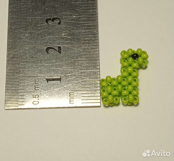 Динозаврик из бисера, ручная работа, зеленый