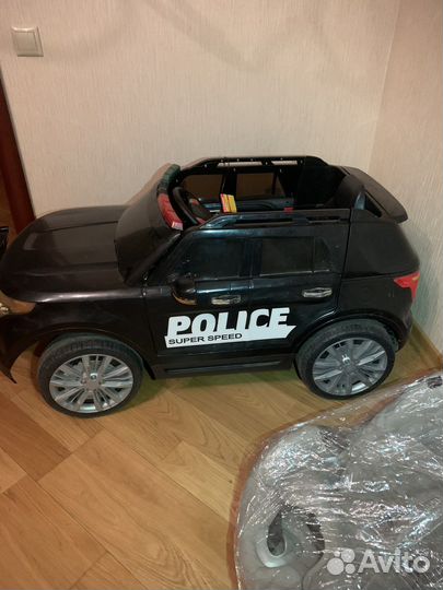 Детский электромобиль