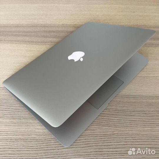 Apple MacBook Air 13 2015