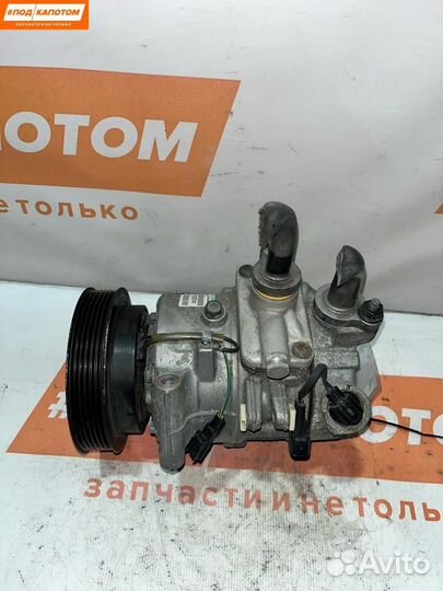 Компрессор кондиционера Volvo XC60 2010 31267141