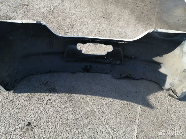 Бампер задний Nissan Tiida C11