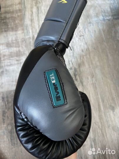 Комплект для мма, перчатки,шлем,защита,бинты