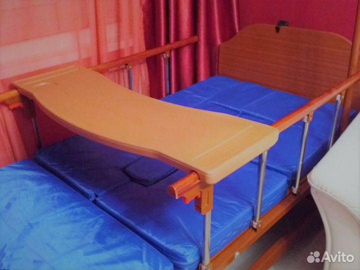 Медицинская кровать для лежачих больных BLE0110