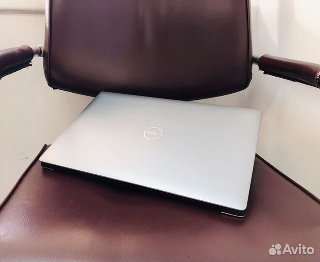 Dell Precision(16/512Gb)
