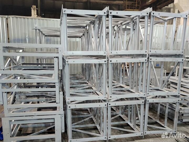 Грузовой подъемник строительный