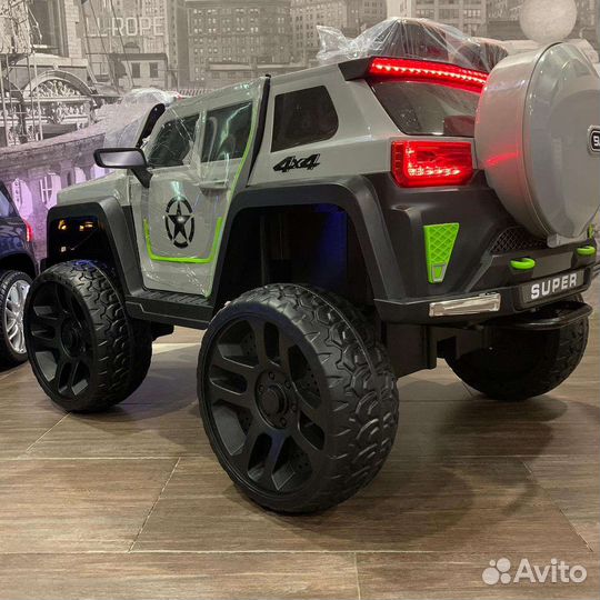 Электромобиль джип 4 вд,2-7 лет,пульт управления