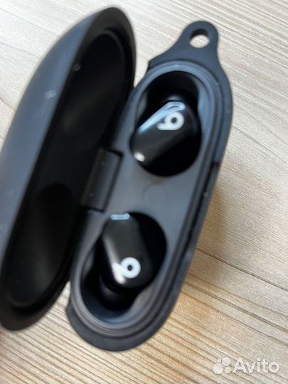 Беспроводные наушники Beats Studio Buds