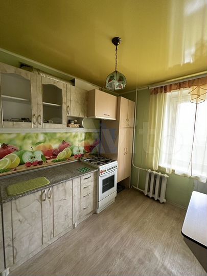 2-к. квартира, 56 м², 1/9 эт.