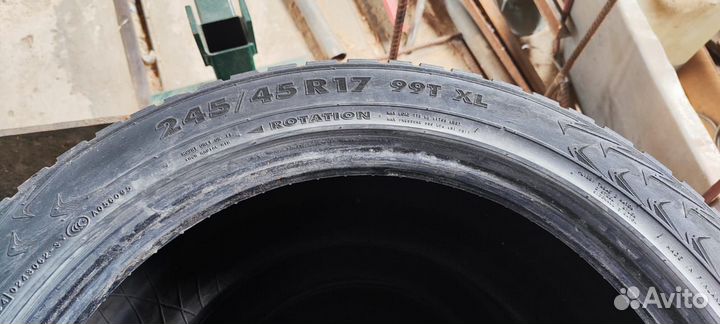 Nokian Tyres Hakkapeliitta 7 245/45 R17