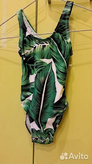 Купальник на девочку 86 новый