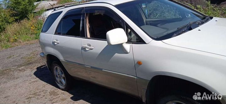 Toyota Harrier 2.2 AT, 1998, 168 000 км