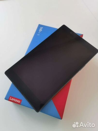 Планшет Lenova Tab4 8