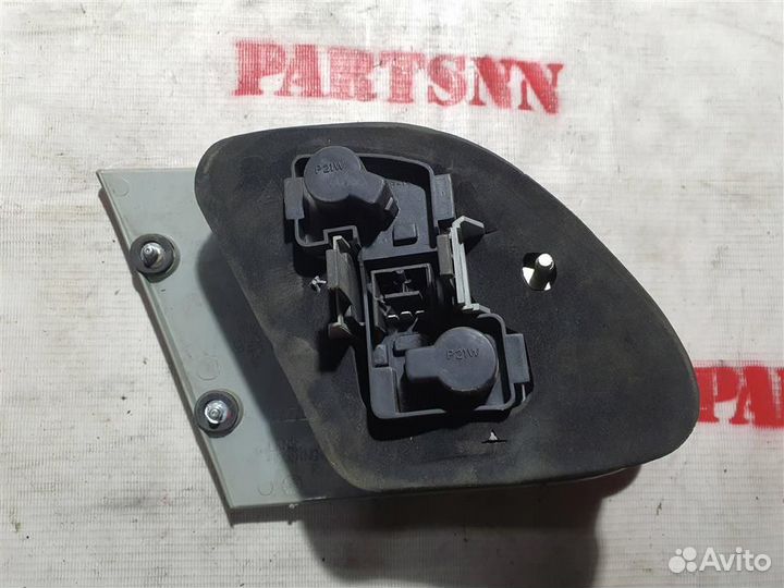 Фонарь задний правый Фиат Альбеа