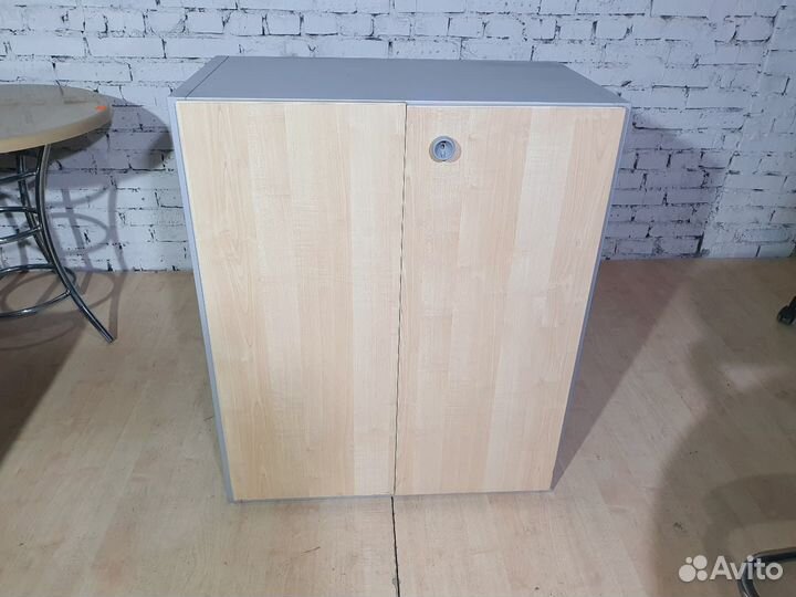 Тумба железная