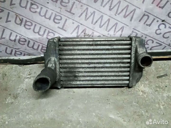 Радиатор интеркулера Chrysler Voyager 2.5 d