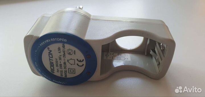 Зарядное устройство Robiton SR250-4