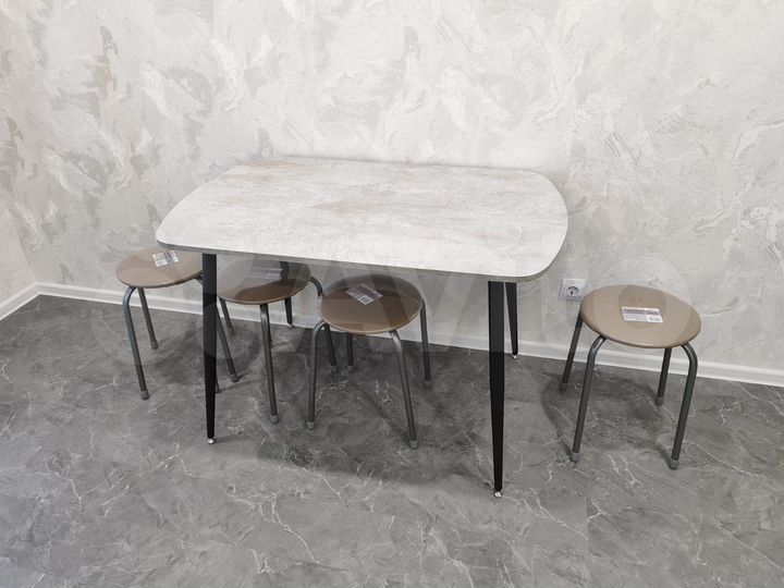 2-к. квартира, 57 м², 2/9 эт.