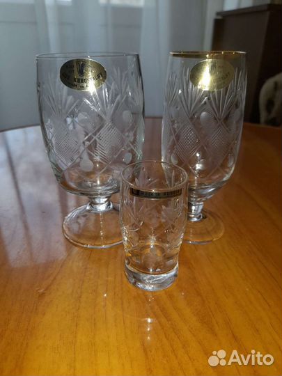Хрустальные бокалы