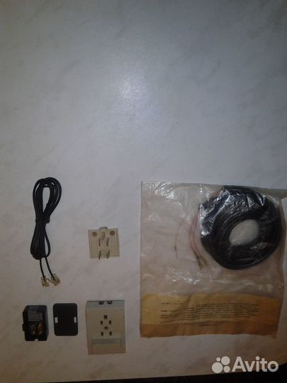 Телефонный удлиннитель с розетками