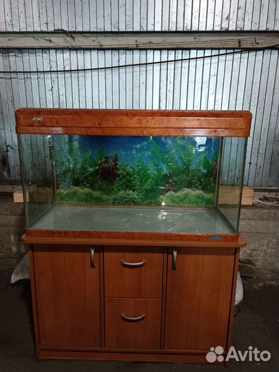 Аквариум на 210 л с тумбой и с фильтром