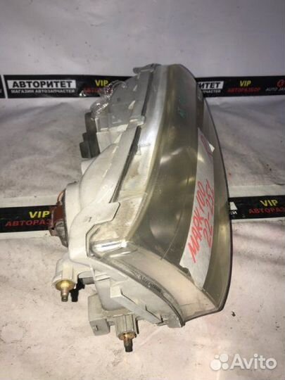 Фара правая Toyota Markii GX100