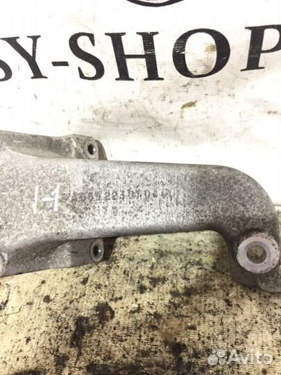 Кронштейн двигателя левый Ssangyong Rodius D27DT