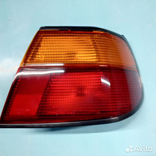 Фонарь внешний правый Almera N15 хэтч 265500N028
