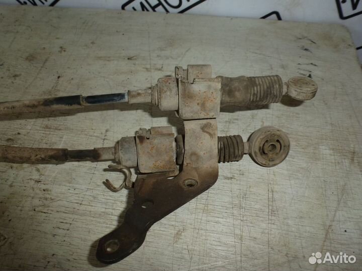 Трос МКПП Митсубиси Ланцер 9 1.6