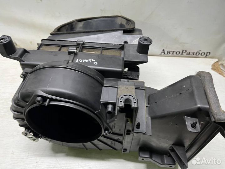 Корпус печки отопителя Lancer 9 ix лансер