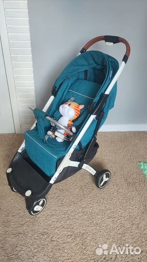 Легкая коляска прогулочная yoya plus 3