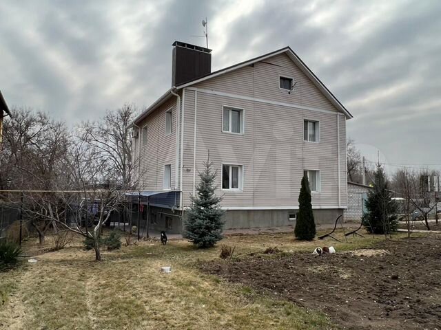 Коттедж 275 м² на участке 7 сот.