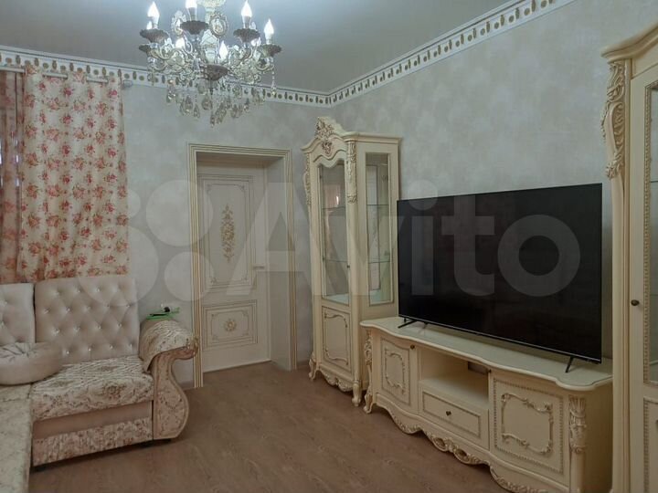 2-к. квартира, 60 м², 1/1 эт.