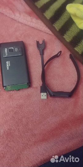 Телефоны на запчасти или под восстановление