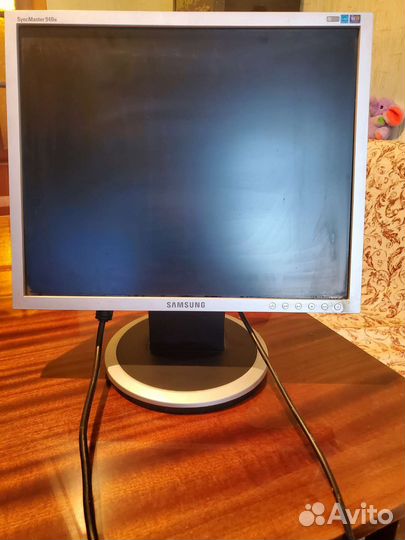 Монитор Samsung