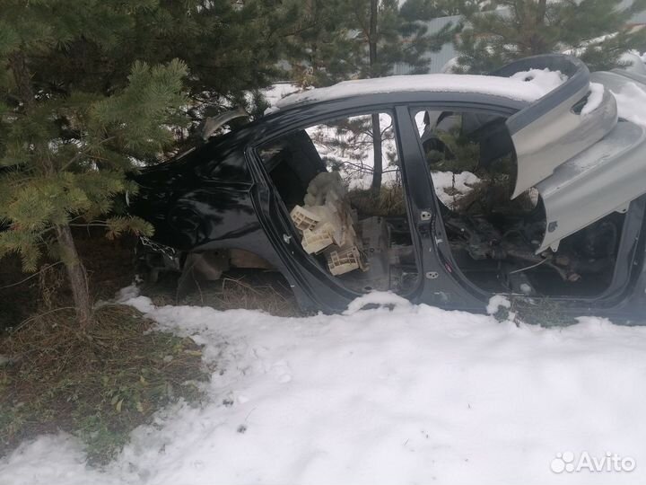 Mazda 3 bk седан разобрана по болтам