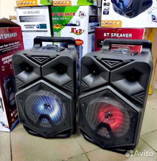 Блютуз колонка с микрофоном