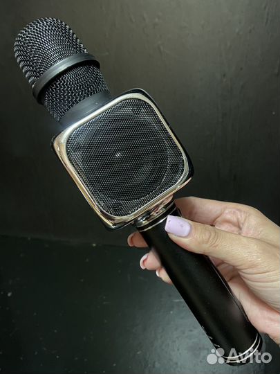 Караоке микрофон