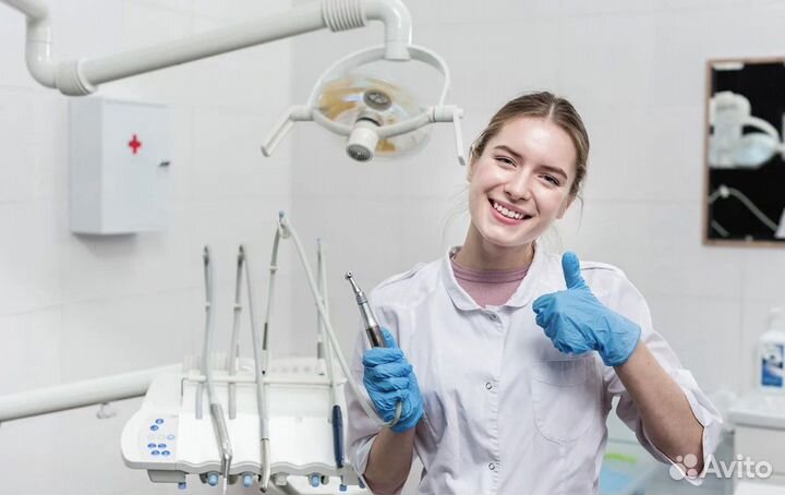 Ассистент врача стоматолога