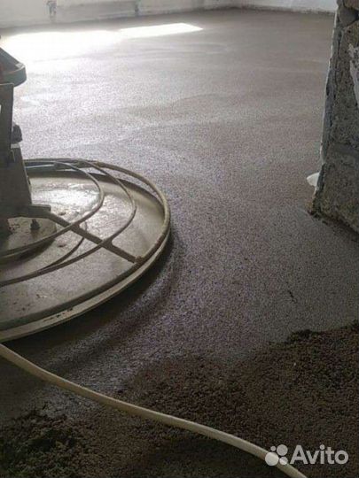 Механизированная полусухая стяжка пола