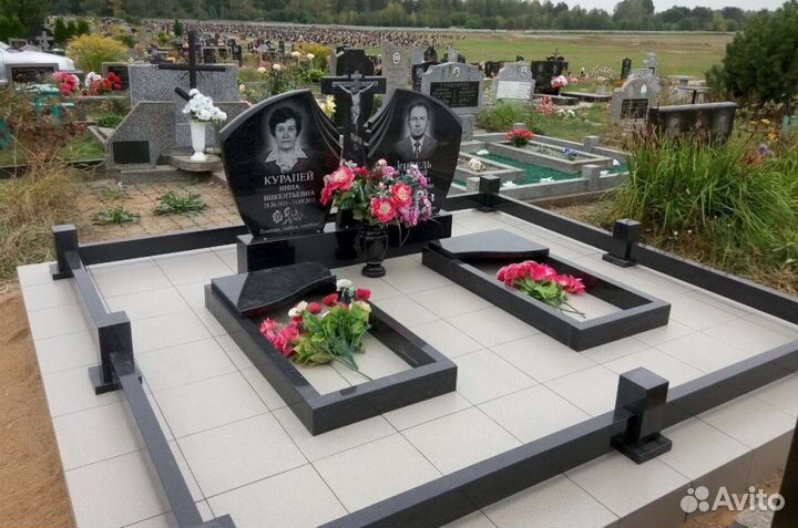 Памятники гранитные. Изготовление. Благоустройство