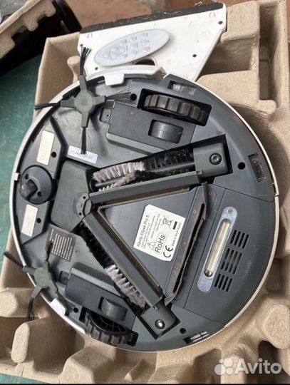 Робот пылесос