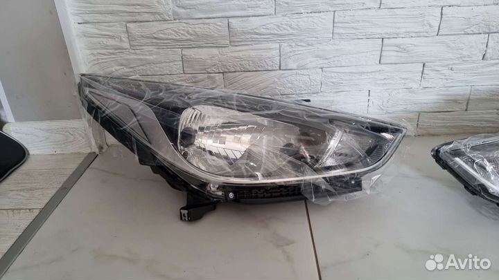 Фары Hyundai Solaris 2017-2020