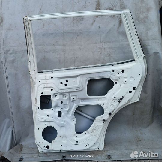 Задняя правая дверь nissan x-trail t32