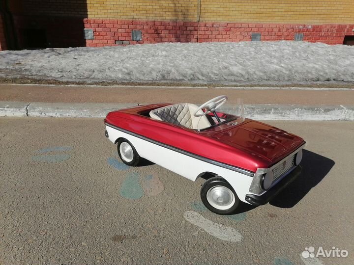 Педальный москвич СССР