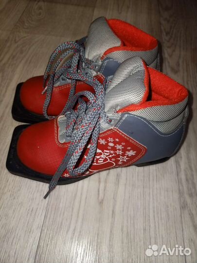 Лыжные ботинки marax