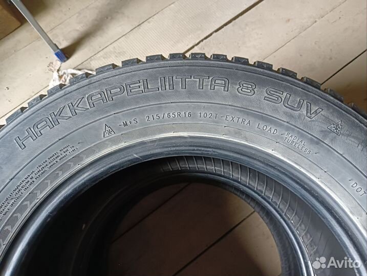 Nokian Tyres Hakkapeliitta 8 SUV 215/65 R16 102T