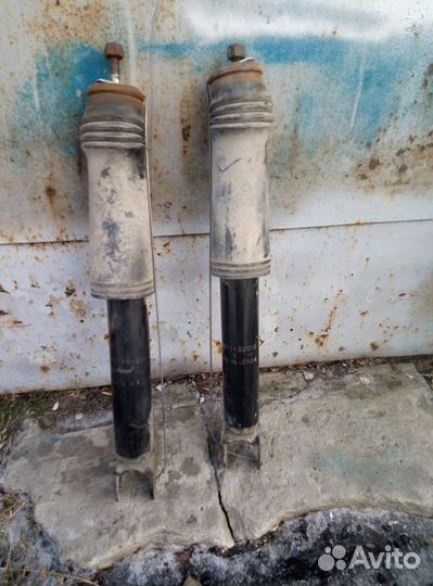 Стойки б/у Киа Спортейдж 3, Хундай IX 35