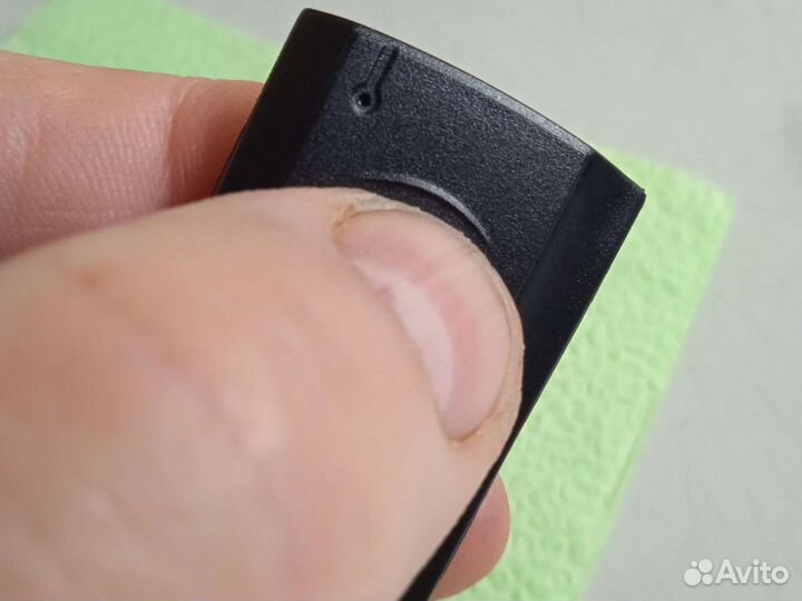 Брелок-метка pandora Pandect bt 760