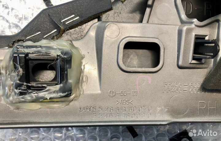 Накладка консоли Toyota Land Cruiser 200